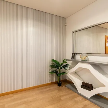 Apartman Casa Dos Filhos By Rent2u, Lda *