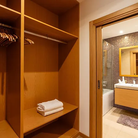Apartman Casa Dos Filhos By Rent2u, Lda