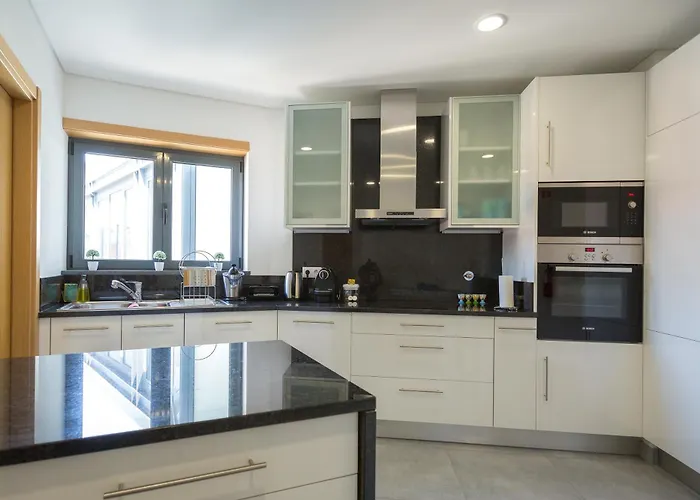 דירה Casa Dos Filhos By Rent2u, Lda *