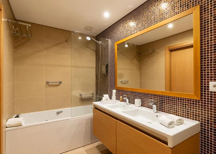 Casa Dos Filhos By Rent2u, Lda פונשל